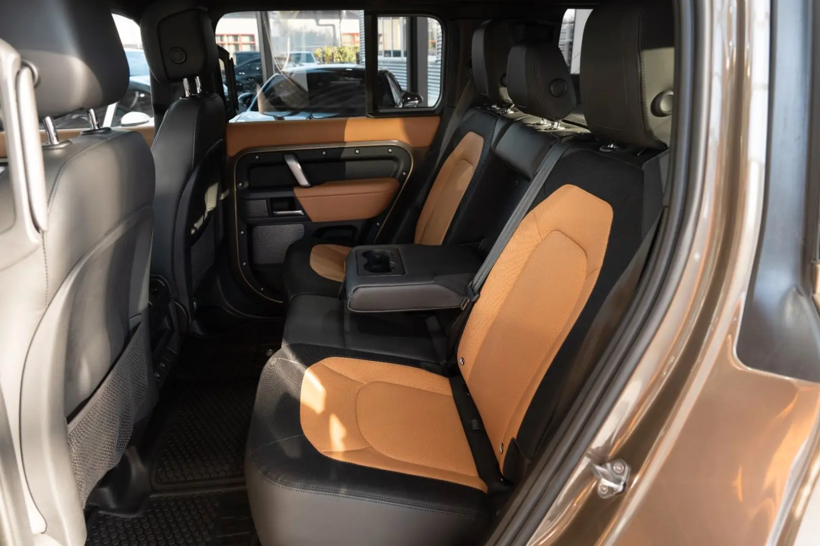 Defender 110 X-Dynamic HSE*MERIDIAN*HUD*14-WEGE*