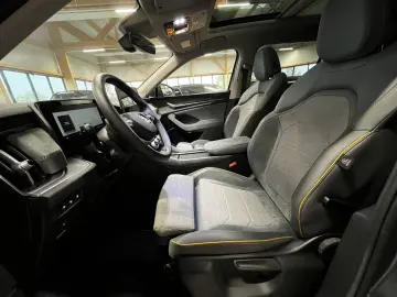 Skoda Kodiaq TDI 4x4 Selection AHK ACC 5JG Matrix Pano