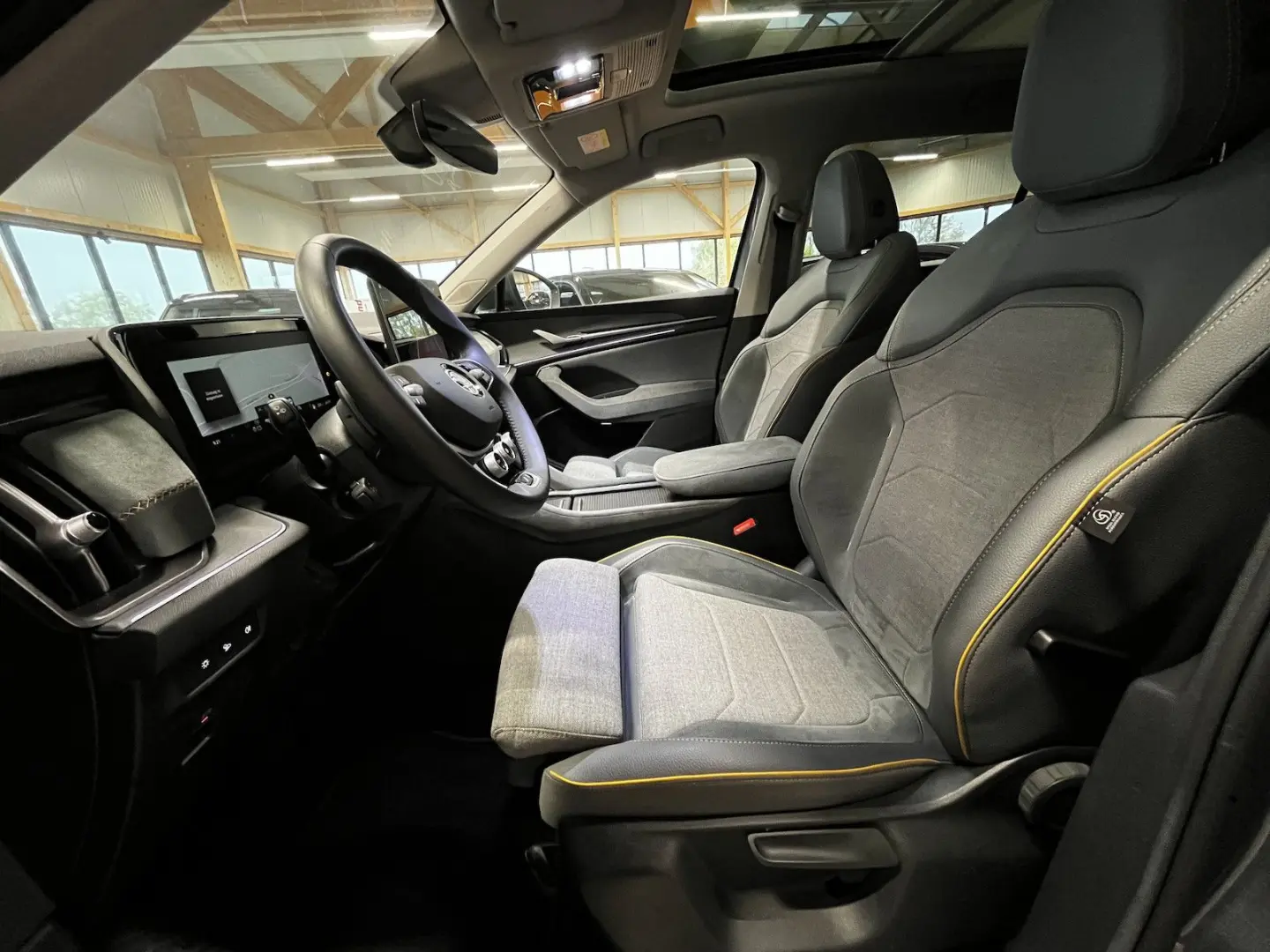 Skoda Kodiaq TDI 4x4 Selection AHK ACC 5JG Matrix Pano