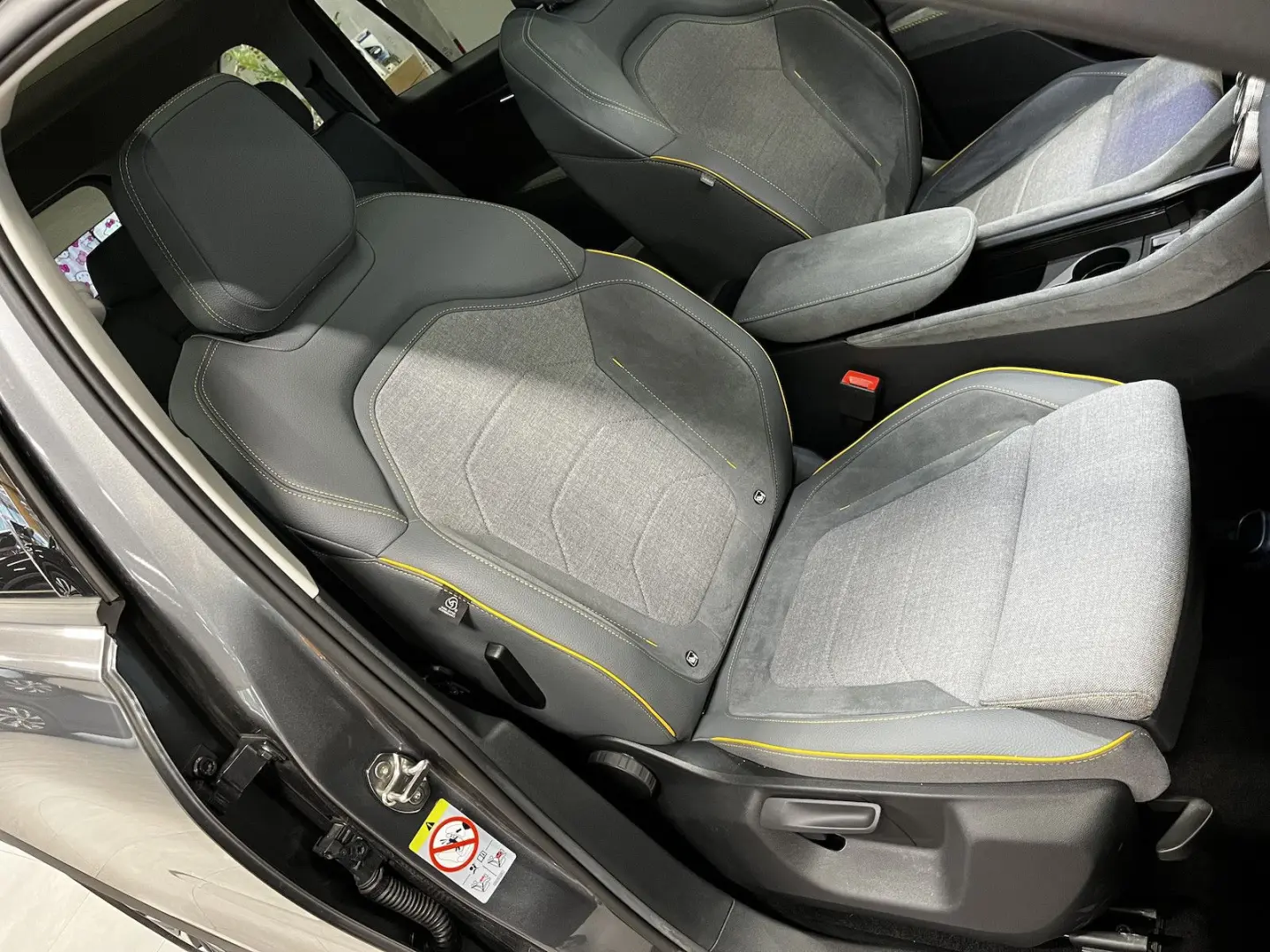 Skoda Kodiaq TDI 4x4 Selection AHK ACC 5JG Matrix Pano