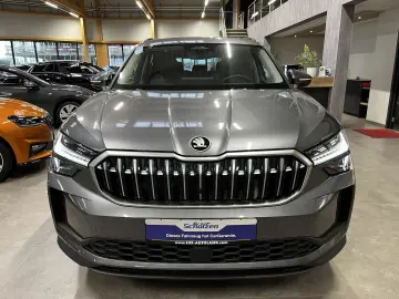 Skoda Kodiaq TDI 4x4 Selection AHK ACC 5JG Matrix Pano
