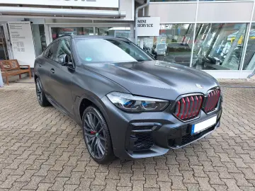 X6 M50 i Black Vermilion