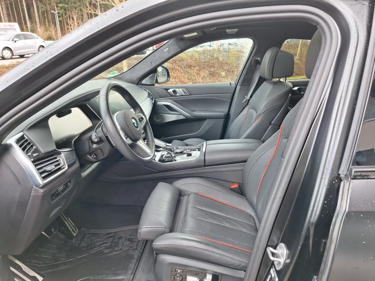 X6 M50 i Black Vermilion