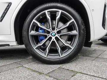 X3 M40i PANO+LASER+LCPROF+DRIVASS+KOMF+HIFI+HEAD