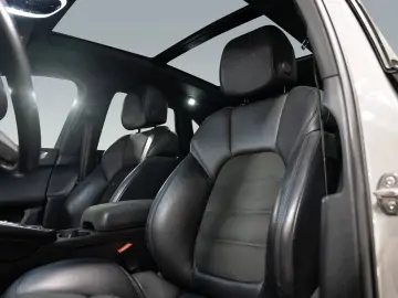 Macan GTS BOSE Panorama Surround View Panorama
