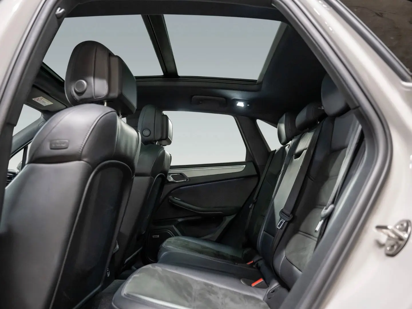 Macan GTS BOSE Panorama Surround View Panorama