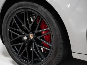 Macan GTS BOSE Panorama Surround View Panorama