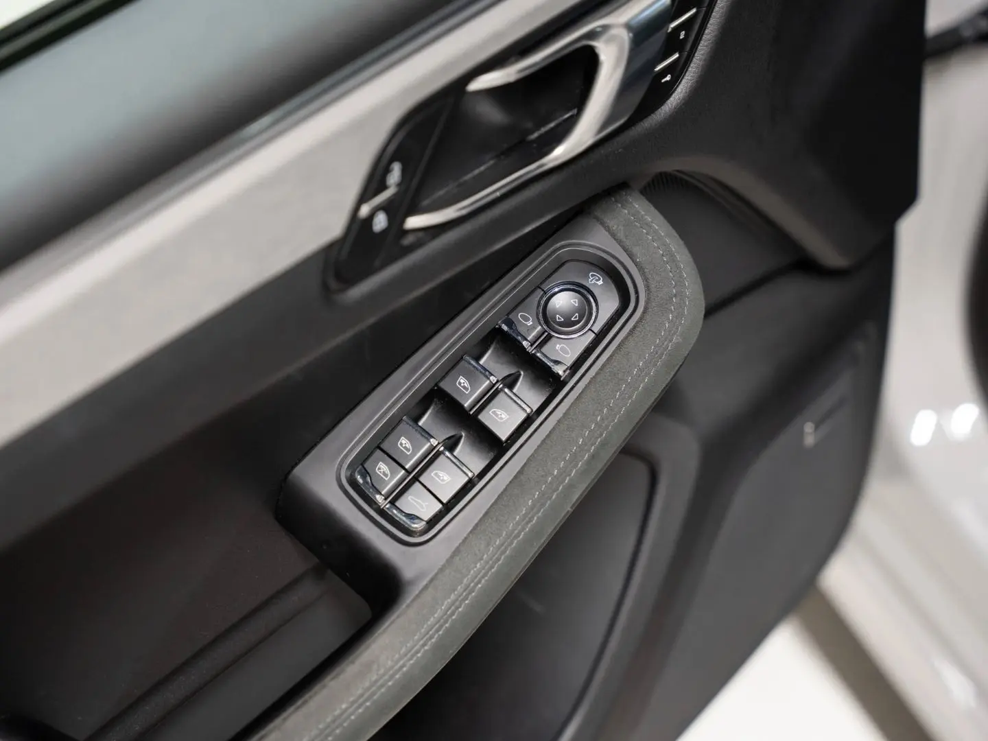 Macan GTS BOSE Panorama Surround View Panorama