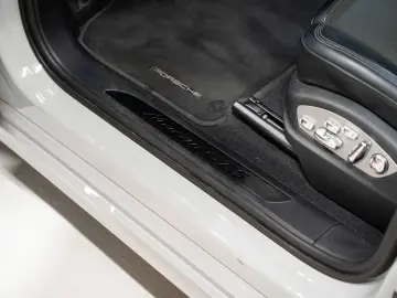 Macan GTS BOSE Panorama Surround View Panorama