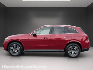 GLC 300 e 4MATIC AMG-Line+AHK+Digital-Light+Burm
