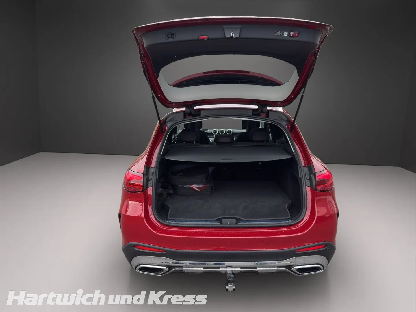 GLC 300 e 4MATIC AMG-Line+AHK+Digital-Light+Burm