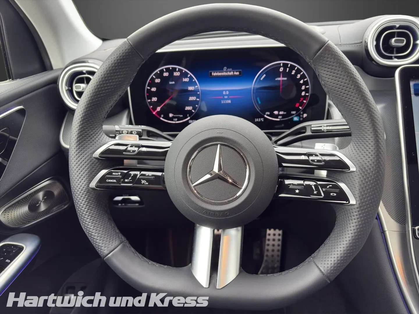 GLC 300 e 4MATIC AMG-Line+AHK+Digital-Light+Burm