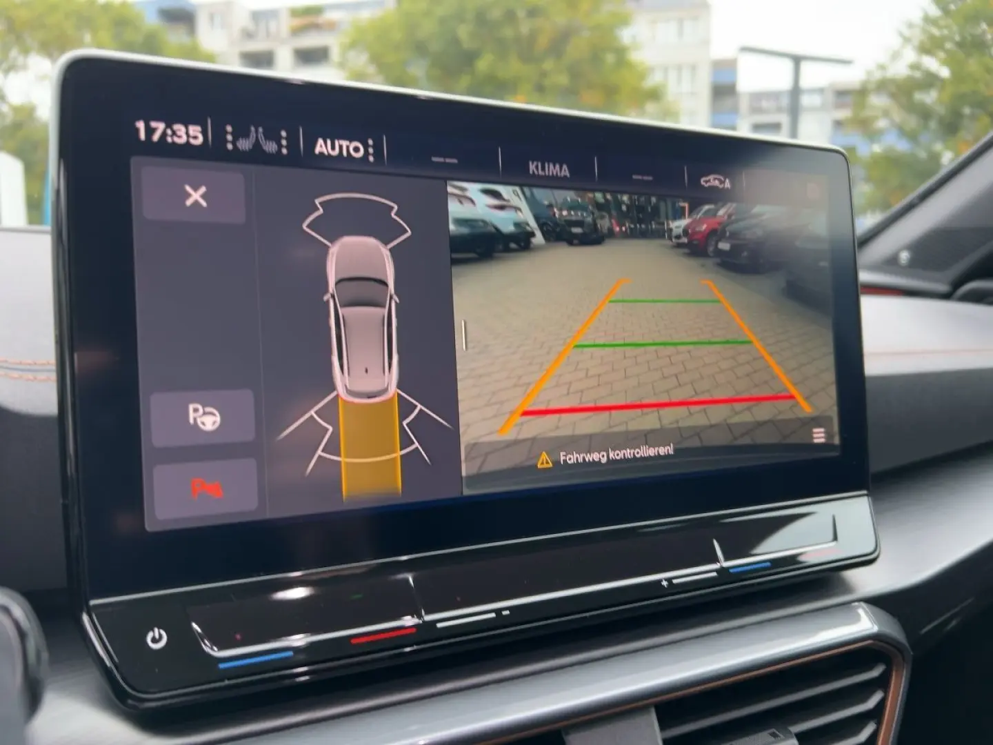 Formentor VZ 2.0 TSI DSG 4Drive Navi LED SHZ PDC
