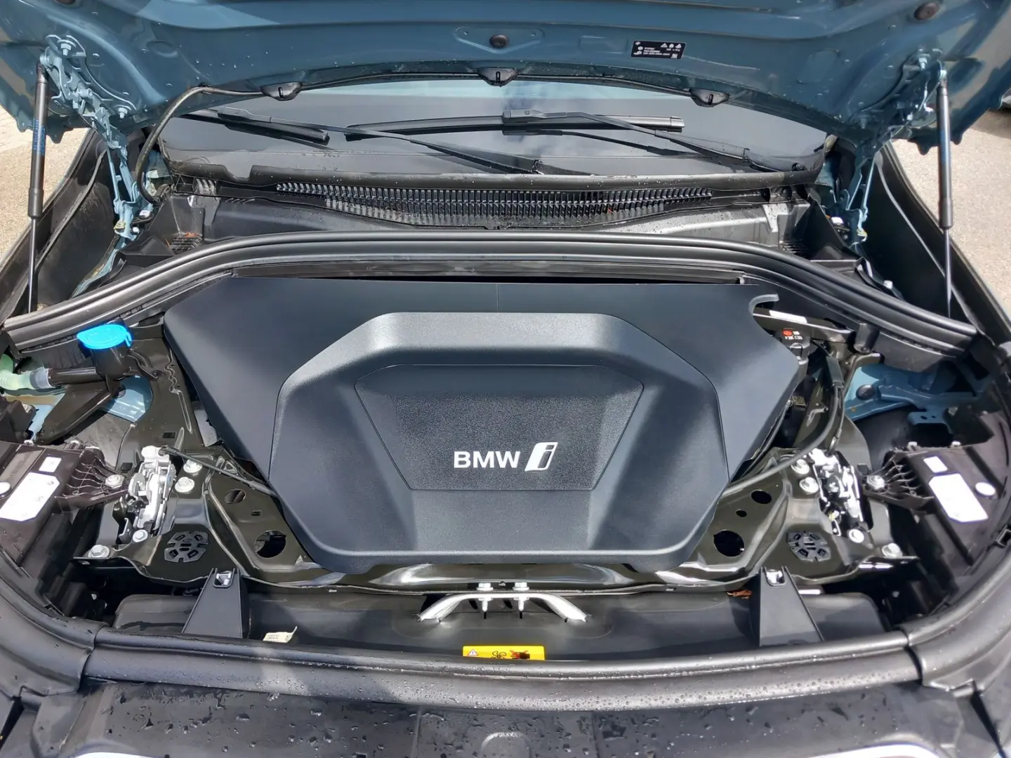 iX1 xDrive30 xLine AHK LED DriveAssProf ParkAssP