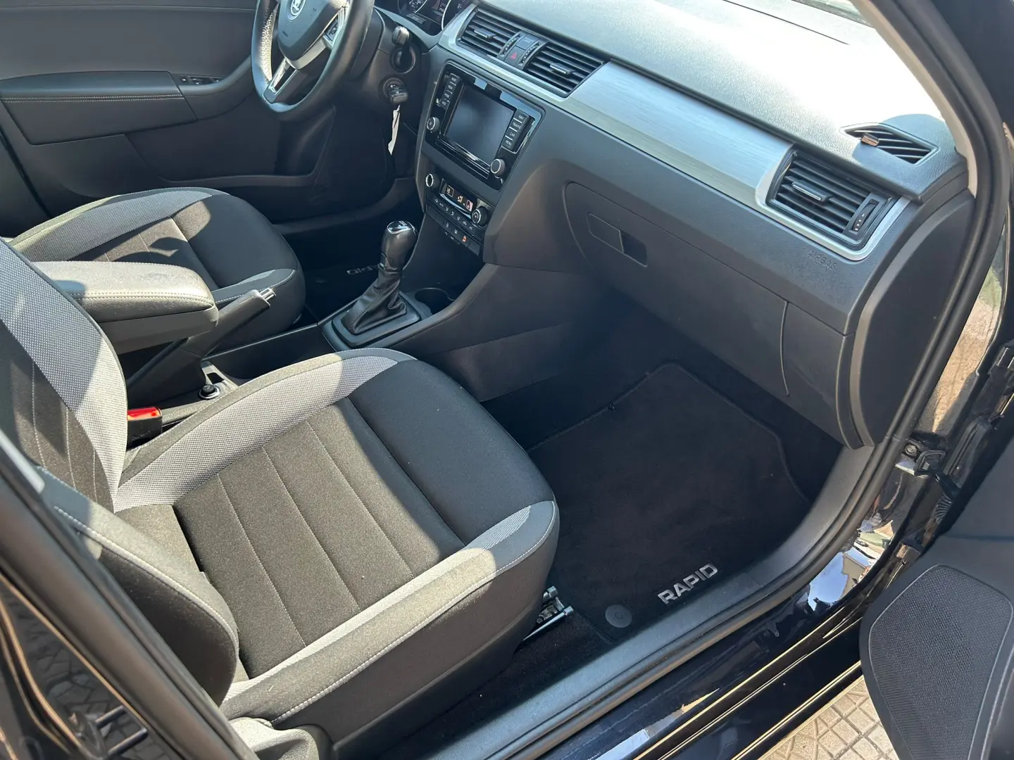 Skoda RAPID 1.4 TDI DSG Ambition