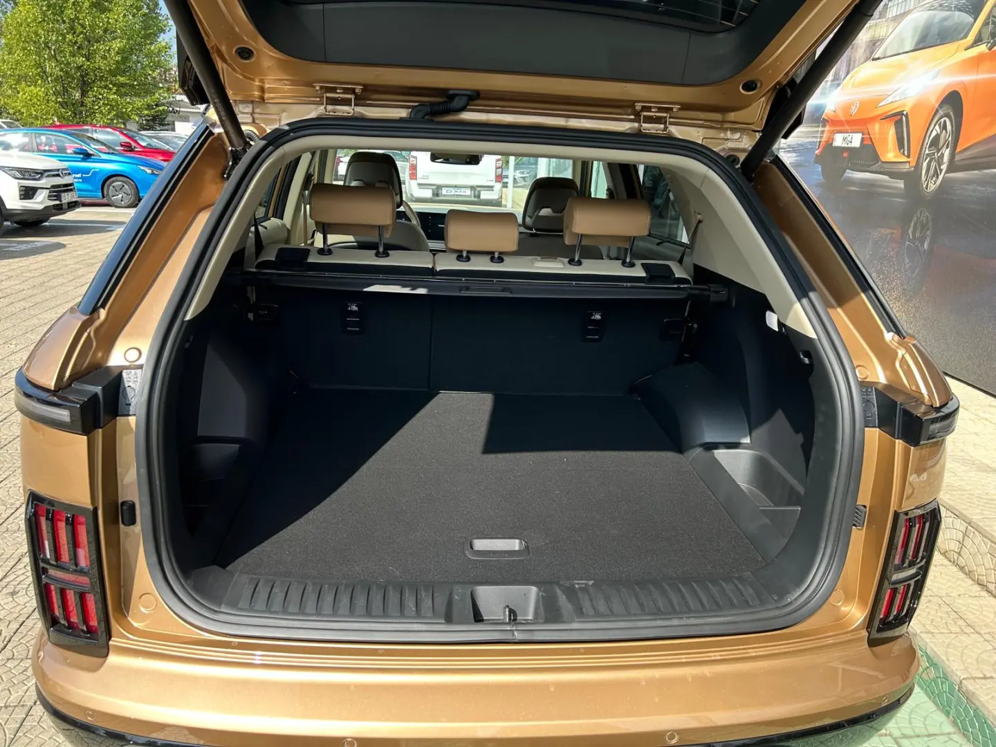 KG Mobility Actyon