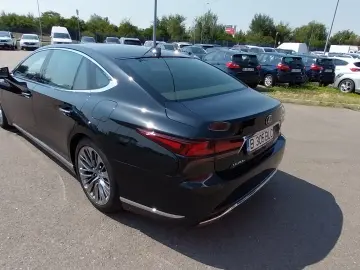 LEXUS LS500H President