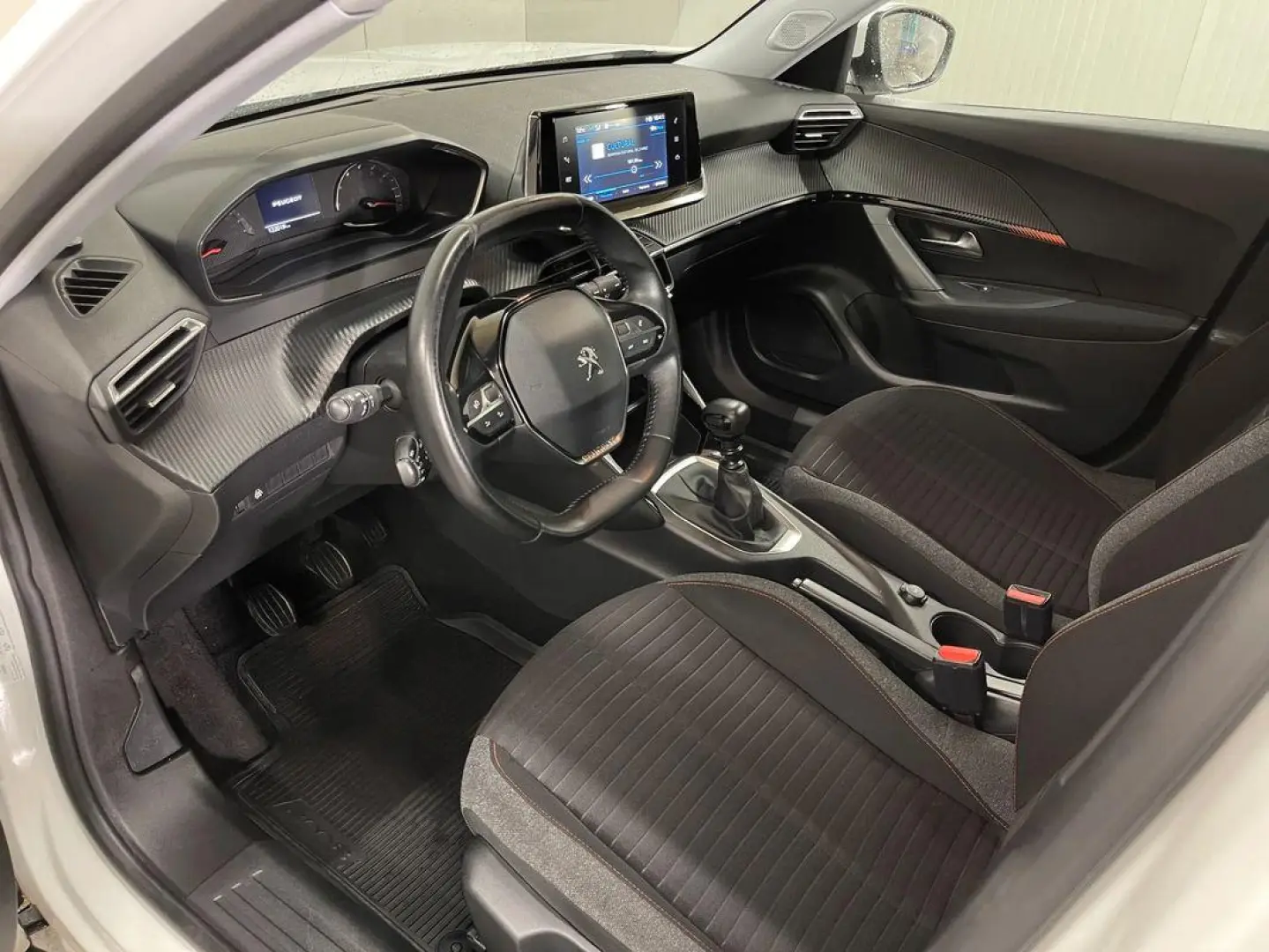 Peugeor 2008