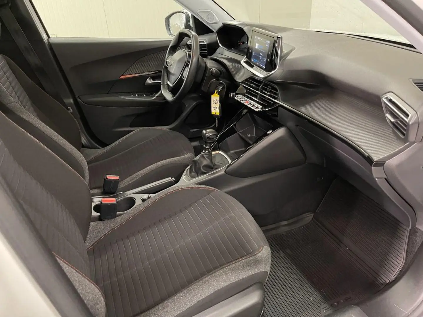 Peugeor 2008