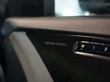 XC90 Plus Bright AWD *7-locuri