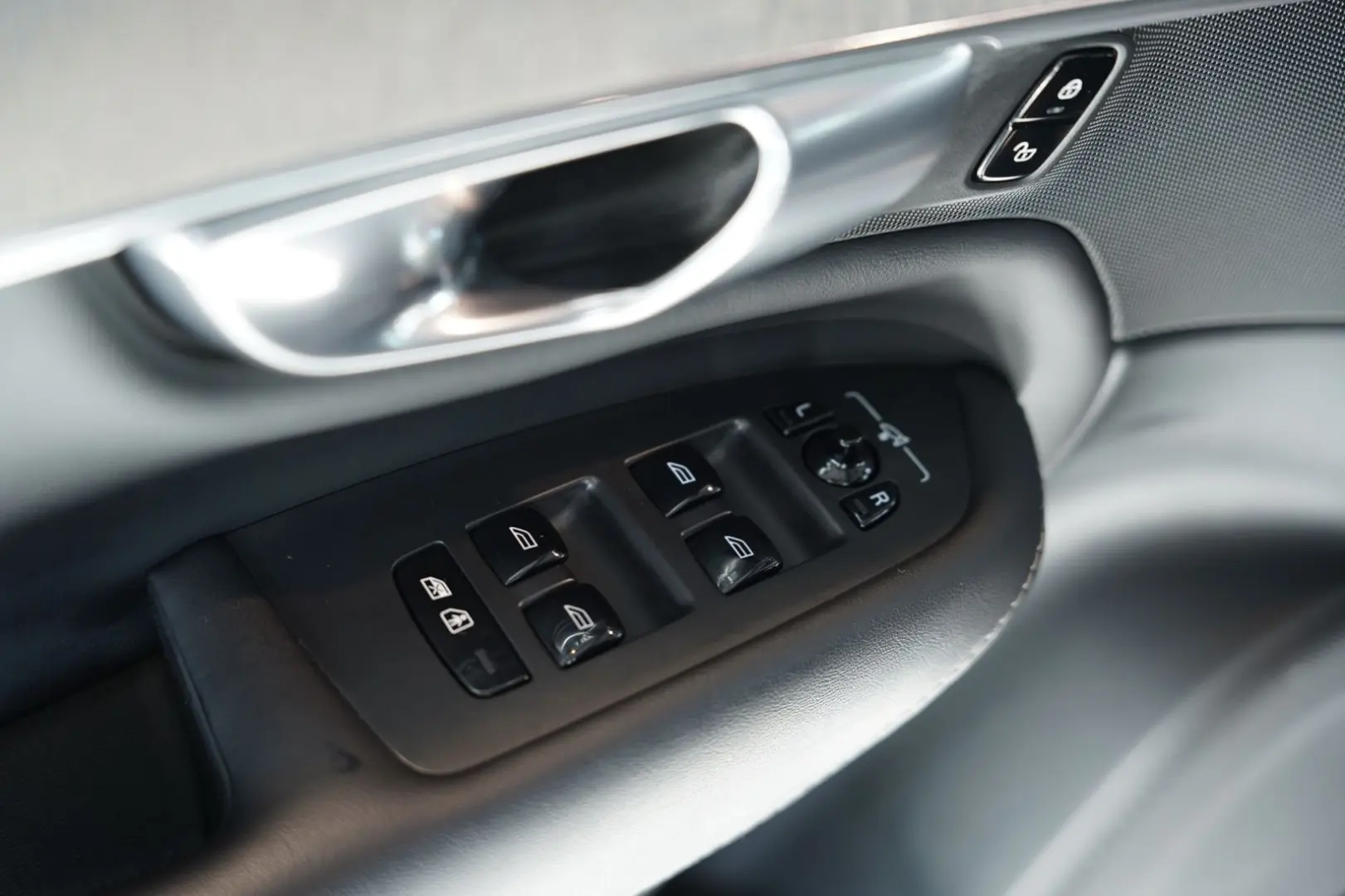 XC90 Plus Bright AWD *7-locuri