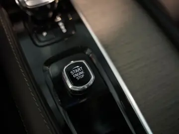 XC90 Plus Bright AWD *7-locuri
