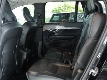 XC90 Plus Bright AWD *7-locuri