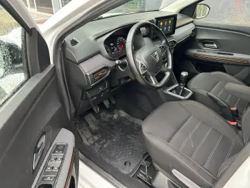 Dacia Sandero Stepway TCe 90 MT6 Comfort