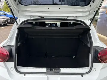 Dacia Sandero Stepway TCe 90 MT6 Comfort