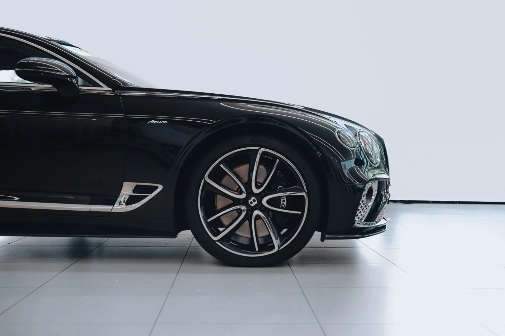 Continental GT V8 Azure - Styling spec.