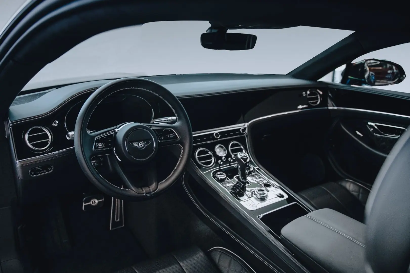 Continental GT V8 Azure - Styling spec.