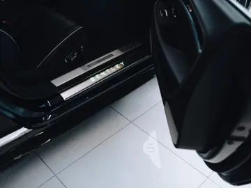 Continental GT V8 Azure - Styling spec.