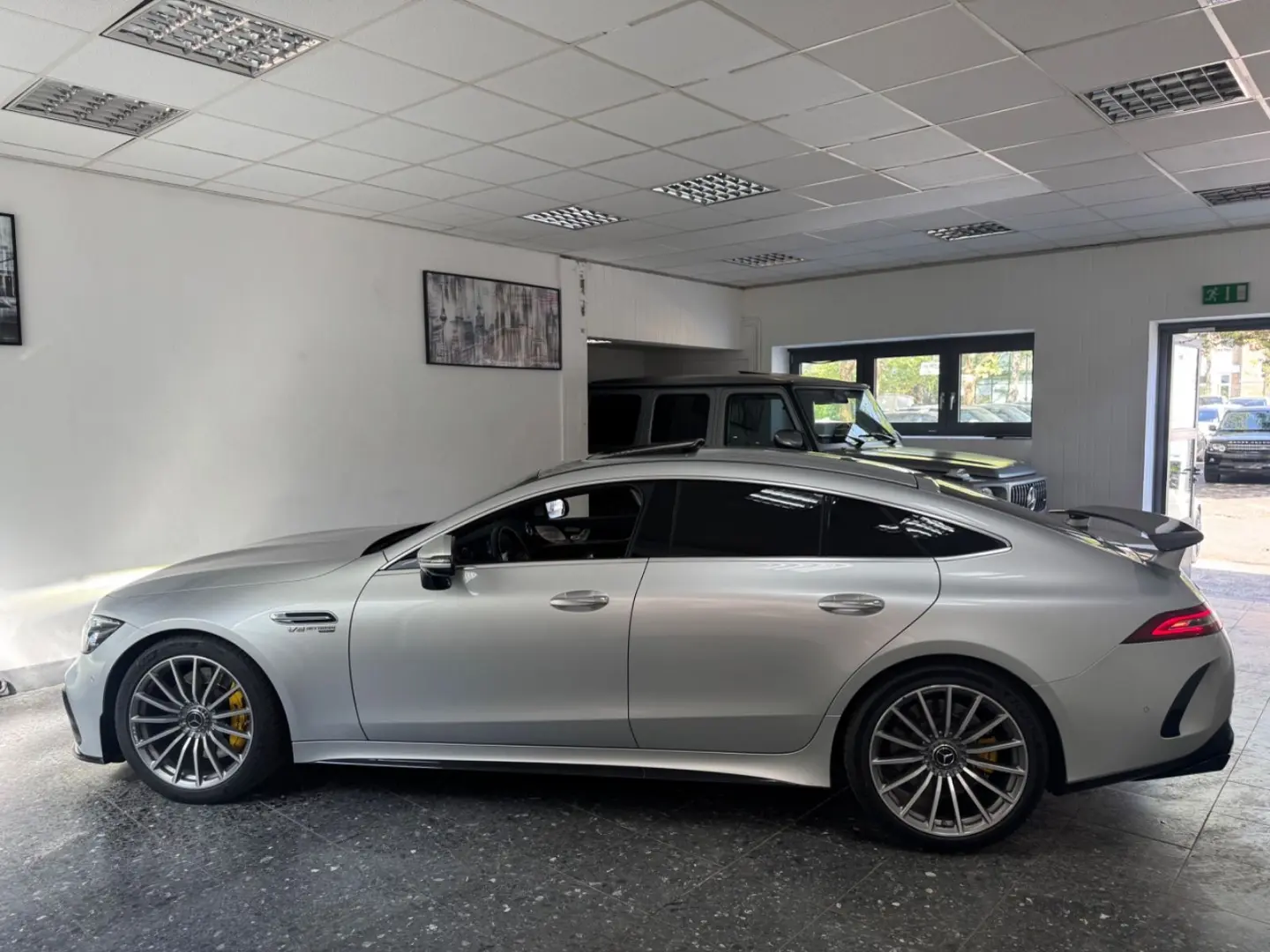 AMG GT 63 S 4MATIC  AERO KIT NIGHT BURM S-DACH