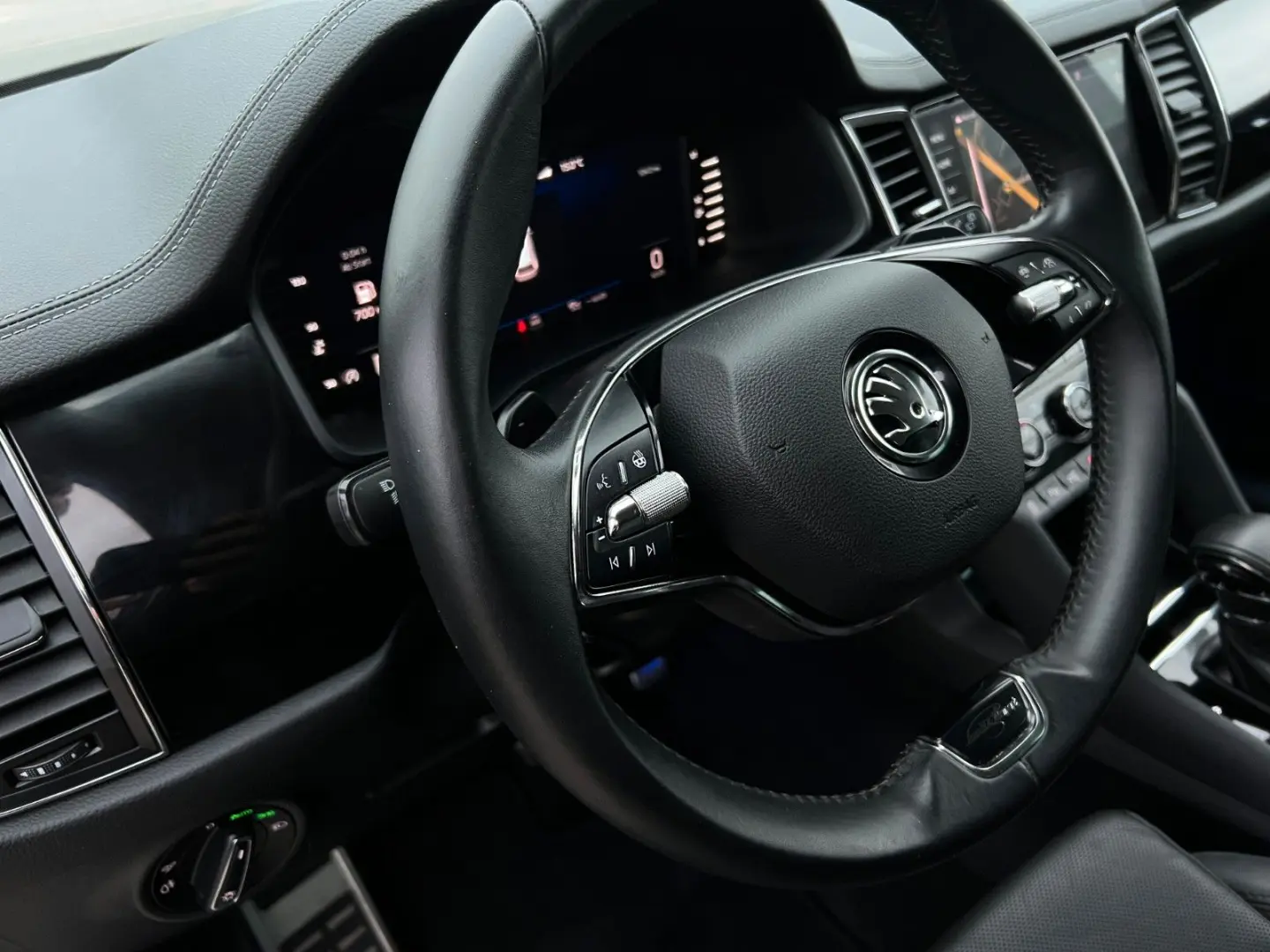 Skoda  Kodiaq L&K 4x4 VIRTUAL 360  STDHZ DCC ACC LANE