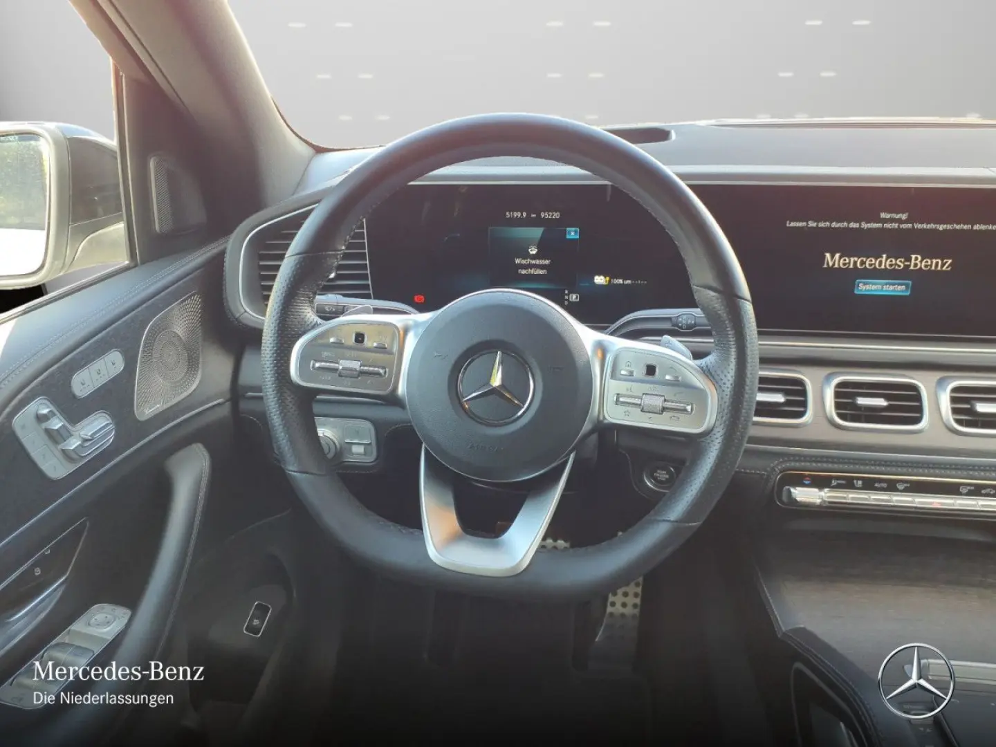 GLE350de 4M AMG Pano AHK Dist Burm Airma 21  HUD