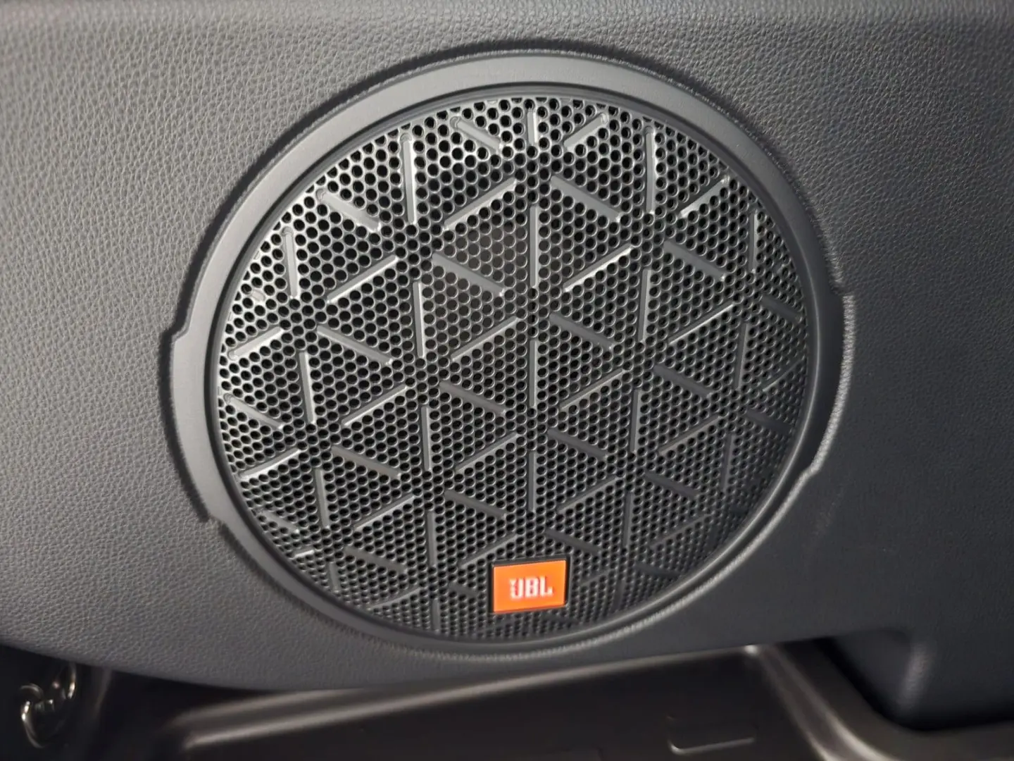 RAV 4 Hybrid 4x4 Lounge