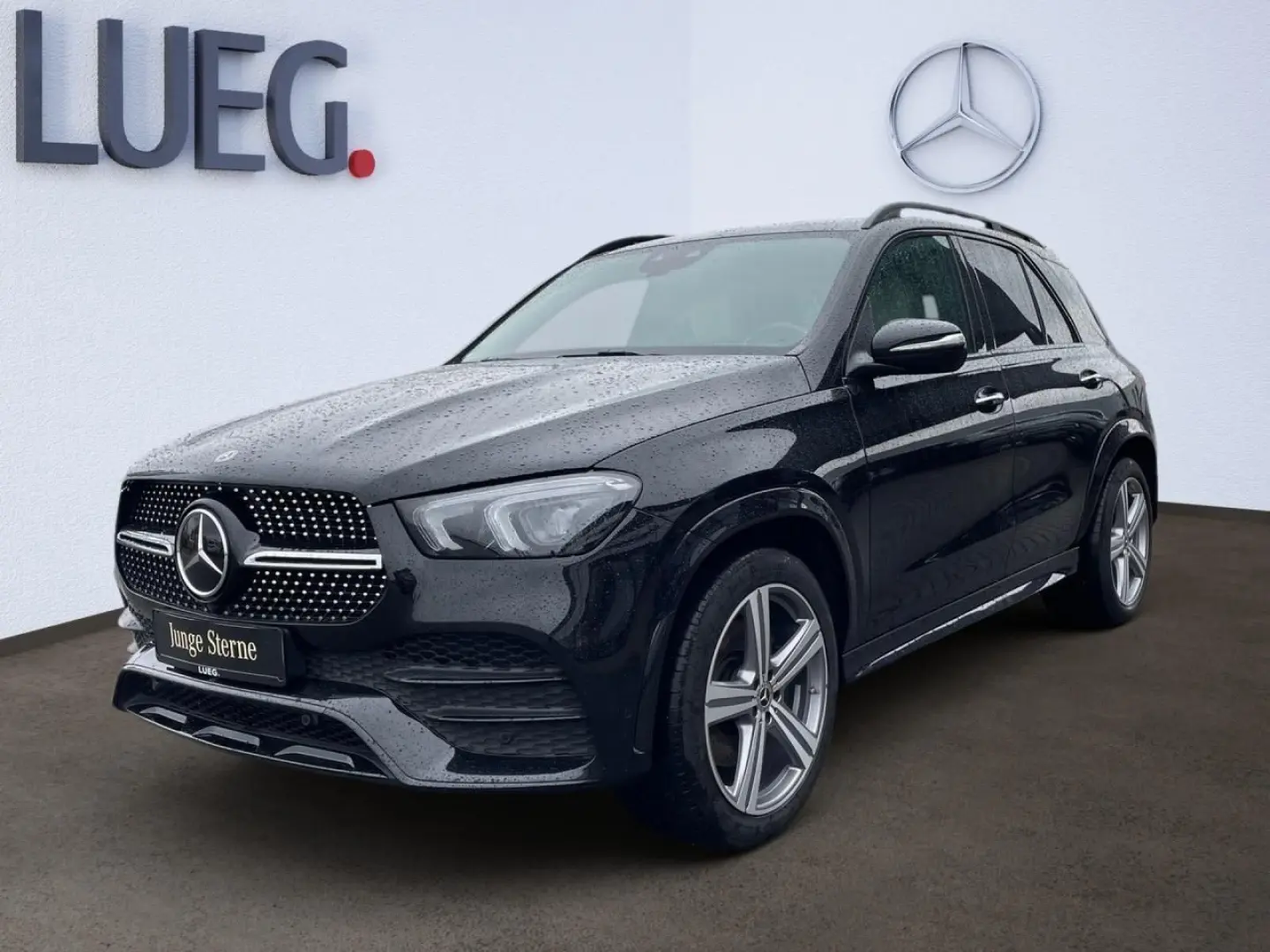 GLE 400 d 4M AMG+PANODACH+NIGHT+DISTRONIC+360°