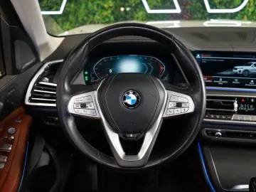 X7 40d xDRIVE PANO HUD CAMERA