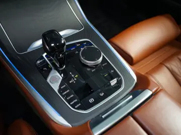 X7 40d xDRIVE PANO HUD CAMERA