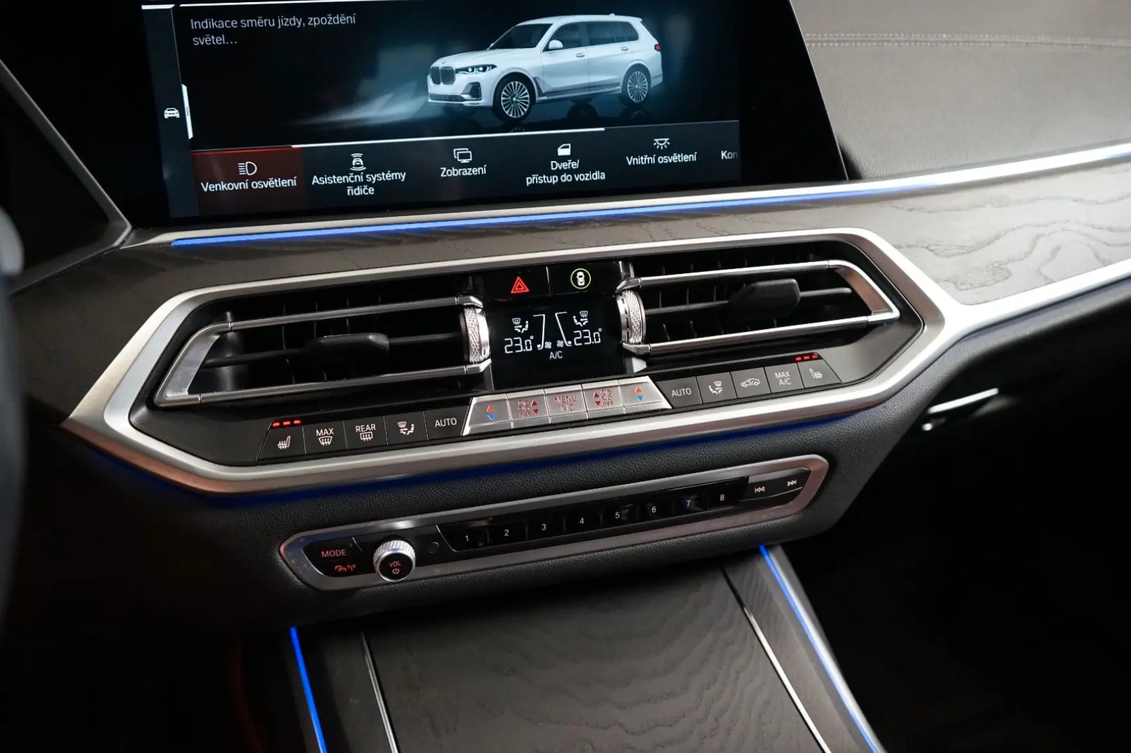 X7 40d xDRIVE PANO HUD CAMERA
