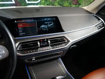 X7 40d xDRIVE PANO HUD CAMERA