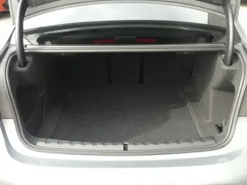 320 i M Sportpak. AHK°ACC Ad.LED°elSitze+M*Rfcam