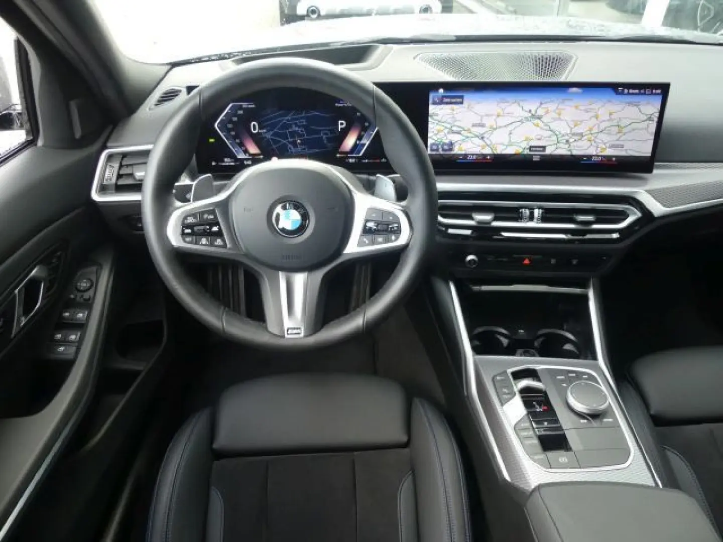 320 i M Sportpak. AHK°ACC Ad.LED°elSitze+M*Rfcam