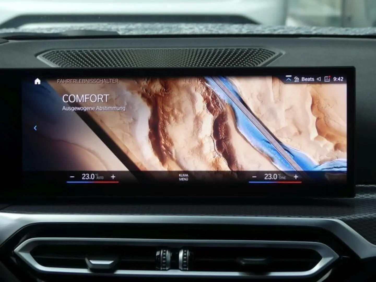 320 i M Sportpak. AHK°ACC Ad.LED°elSitze+M*Rfcam