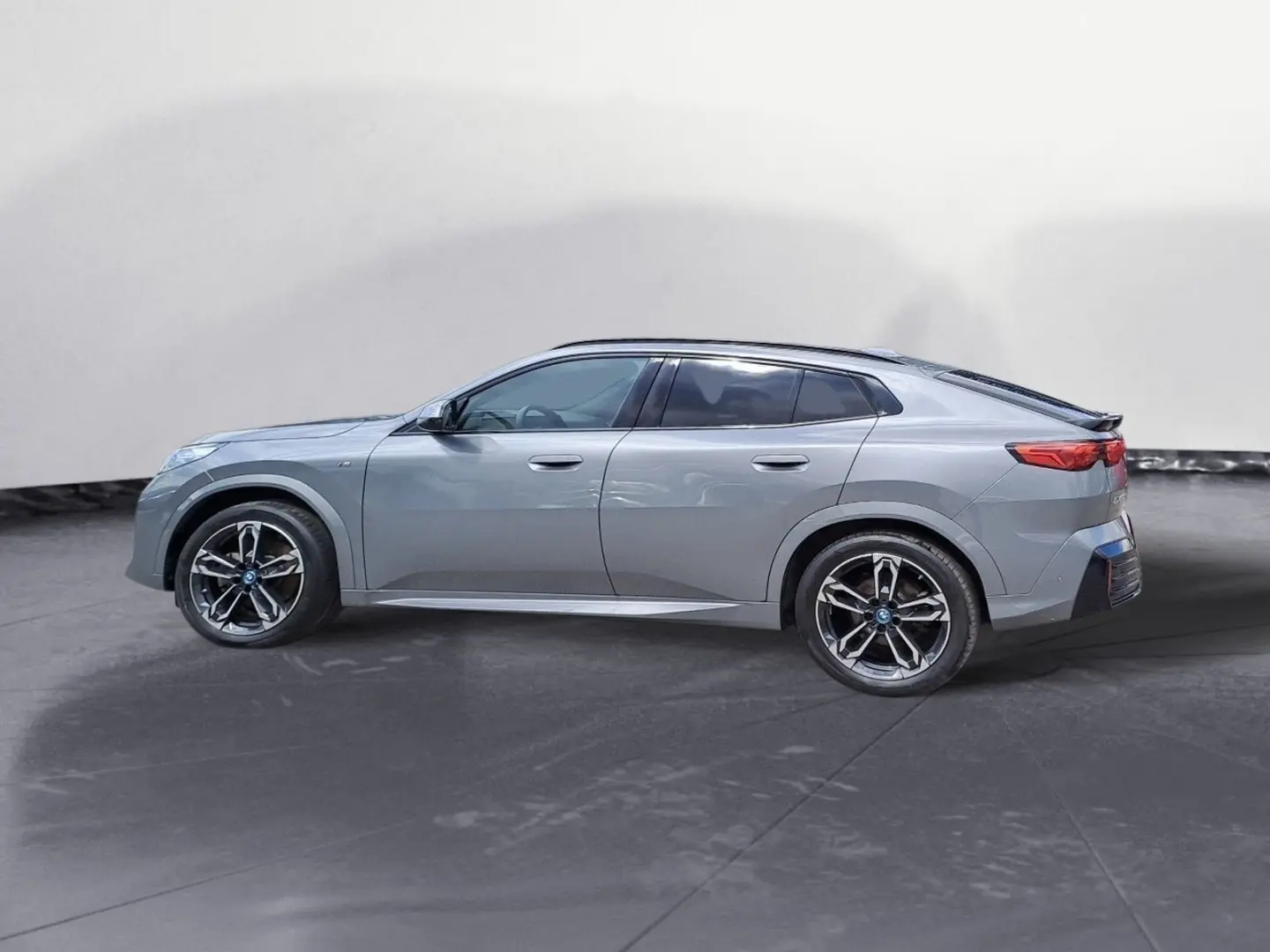 ix2 xDrive30 M Sport Navi Head-Up AHK ACC 360
