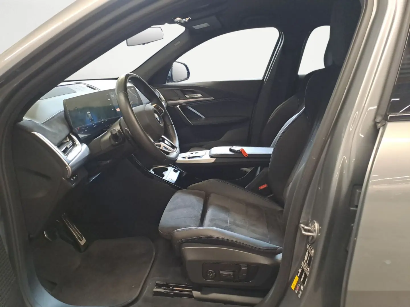 ix2 xDrive30 M Sport Navi Head-Up AHK ACC 360