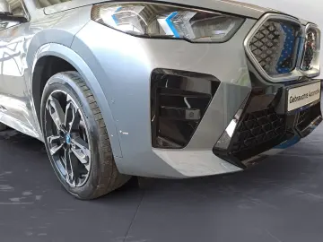ix2 xDrive30 M Sport Navi Head-Up AHK ACC 360