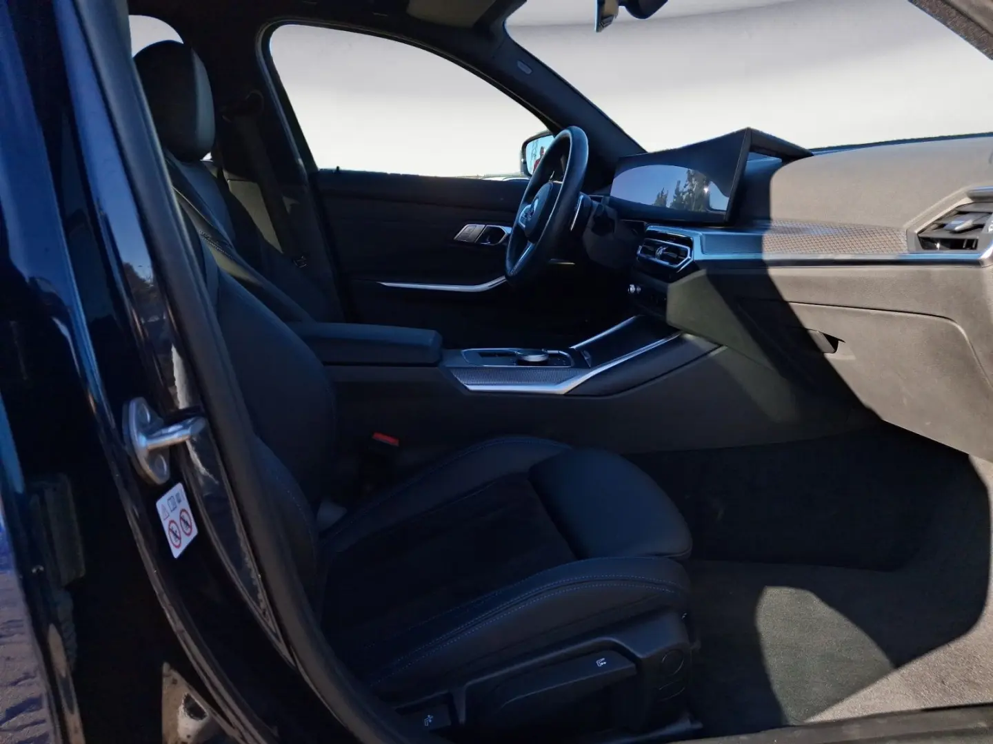 330e Automatik Navi Bluetooth PDC Schn. HeadUp