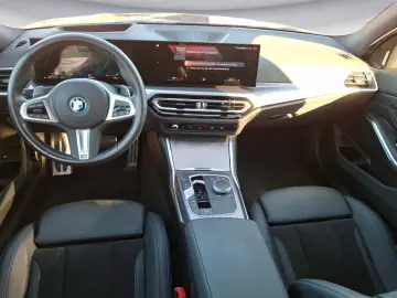 330e Automatik Navi Bluetooth PDC Schn. HeadUp