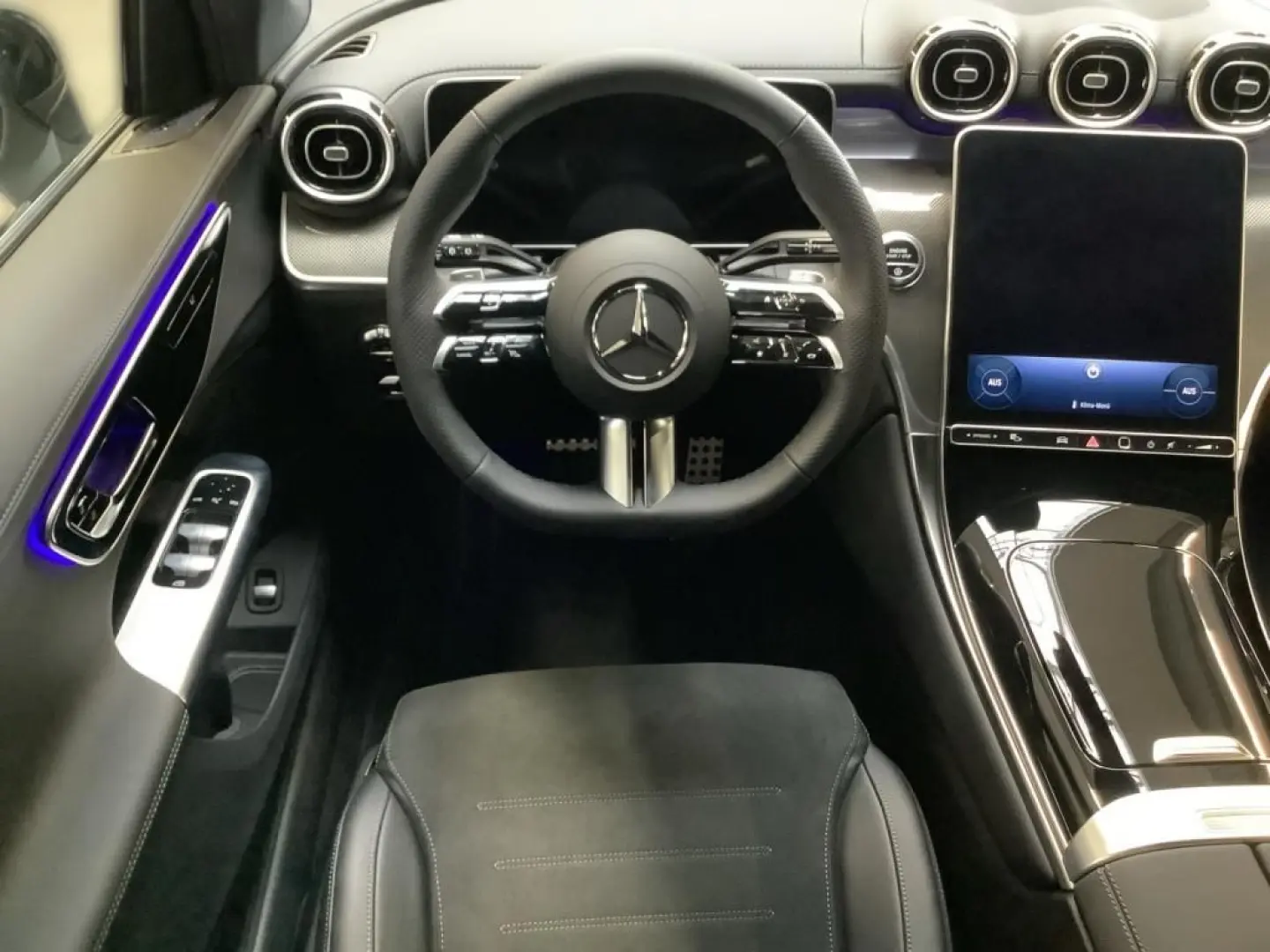 GLC 220 d 4M AMG/NIGHT/19''/LED/AHK/DISTRONIC/
